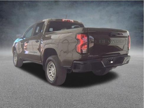 Used 2023 Chevrolet Colorado W/T RWD image 36