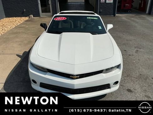 Used 2015 Chevrolet Camaro LT RWD image 27