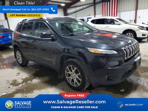 Used 2014 Jeep Cherokee Latitude w/ Cold Weather Group AWD/4WD image 5
