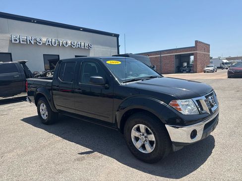 Used 2010 Nissan Frontier SE RWD image 4
