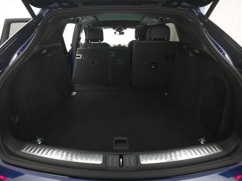 Used 2022 Porsche Macan AWD/4WD image 10