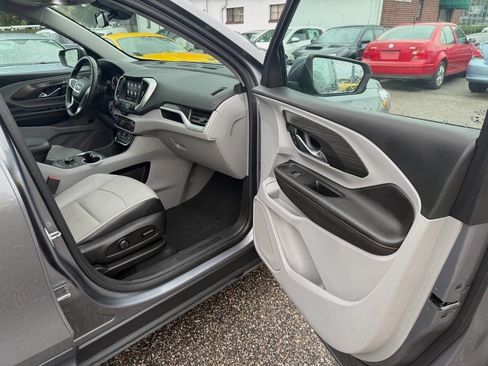 Used 2020 GMC Terrain SLT w/ Preferred Package FWD image 15