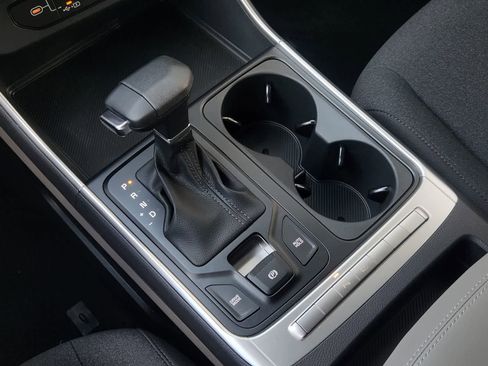 New 2026 Kia Carnival LX image 17