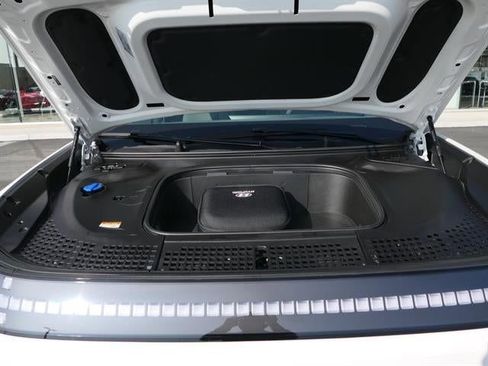 New 2026 Hyundai Ioniq 9 SEL AWD/4WD image 18
