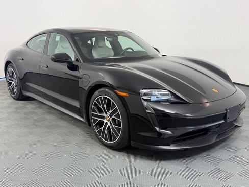 Certified 2024 Porsche Taycan w/ Premium Package RWD image 9