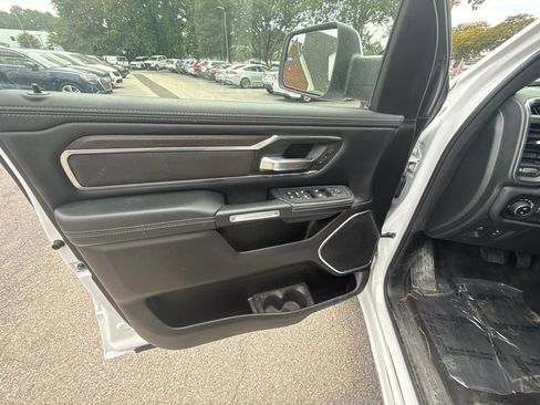 Used 2025 RAM 1500 Laramie AWD/4WD image 13