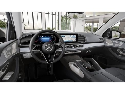 Used 2026 Mercedes-Benz GLE 450 4MATIC image 3