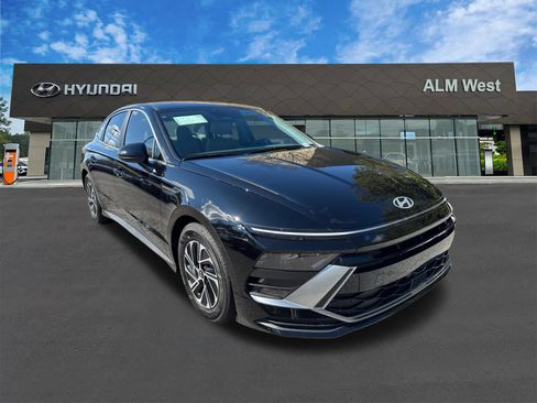 New 2026 Hyundai Sonata Blue FWD image 4