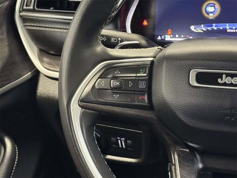 Used 2023 Jeep Grand Cherokee L Limited image 30