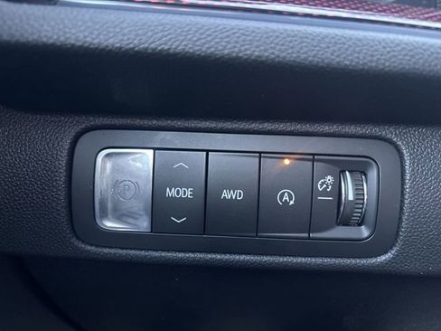 New 2026 Chevrolet Traverse Z71 w/ LPO, Floor Liner Package AWD/4WD image 18