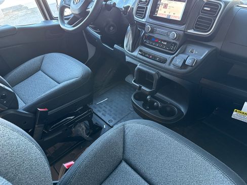 New 2026 RAM ProMaster 2500 w/ Quick Order Package 22G SLT image 14