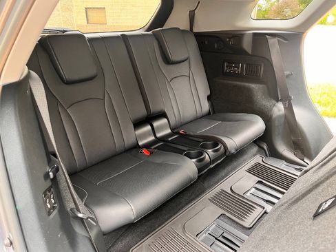 Used 2021 Lexus RX 350L Premium w/ Premium Package AWD/4WD image 25