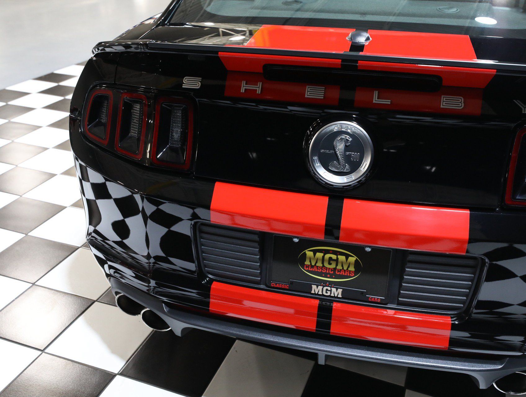 Used 2013 Ford Mustang Shelby GT500 RWD image 26