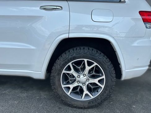 Used 2021 Jeep Grand Cherokee Overland w/ Trailer Tow Group IV RWD image 10