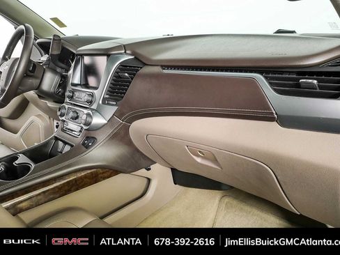 Used 2016 Chevrolet Suburban LT RWD image 25