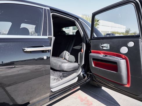 Used 2019 Rolls-Royce Ghost Base image 28