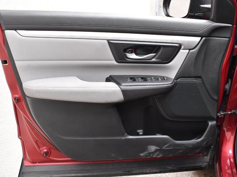 Used 2020 Honda CR-V LX image 16