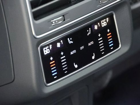 Used 2020 Audi RS Q8 AWD/4WD image 58