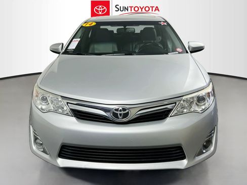 Used 2014 Toyota Camry XLE FWD image 10