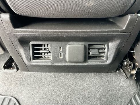 Used 2024 GMC Sierra 1500 Elevation image 21