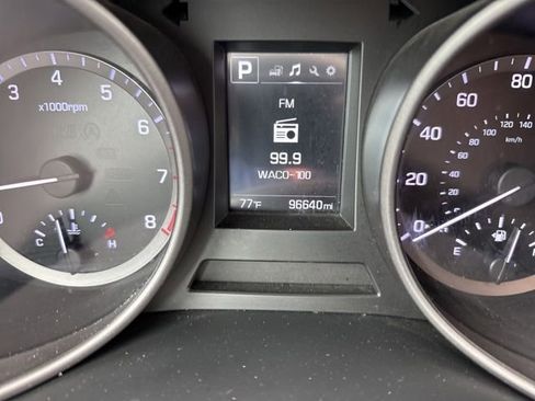 Used 2018 Hyundai Santa Fe Sport w/ 2.4L Value Package 02 FWD image 5