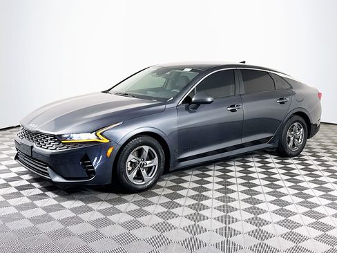 Used 2022 Kia K5 LXS FWD image 4