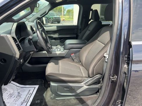 Used 2021 Ford Expedition XLT image 7