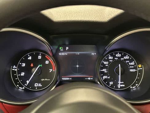Used 2018 Alfa Romeo Stelvio Ti AWD/4WD image 7