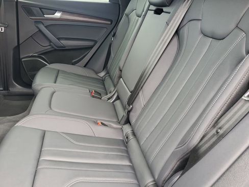 Used 2025 Audi Q5 2.0T Premium Plus w/ Premium Plus Package image 8
