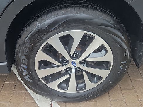 Used 2024 Subaru Outback Premium image 26