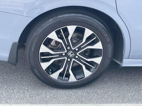 Used 2025 Honda Odyssey Elite image 7