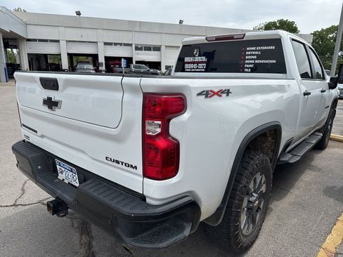 Used 2024 Chevrolet Silverado 2500 Custom w/ Custom Value Package AWD/4WD image 7