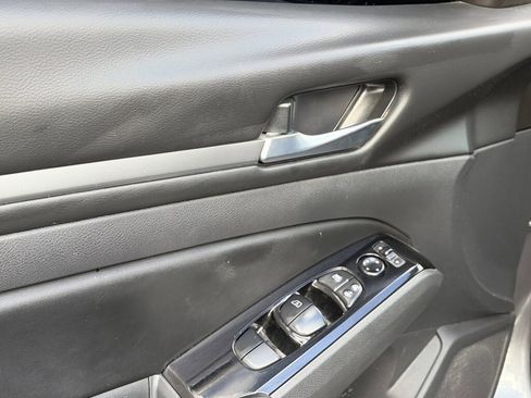 Certified 2025 Nissan Altima 2.5 SR image 27