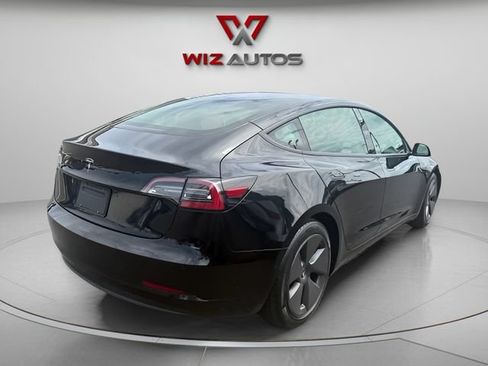 Used 2021 Tesla Model 3 Standard Range Plus RWD image 5