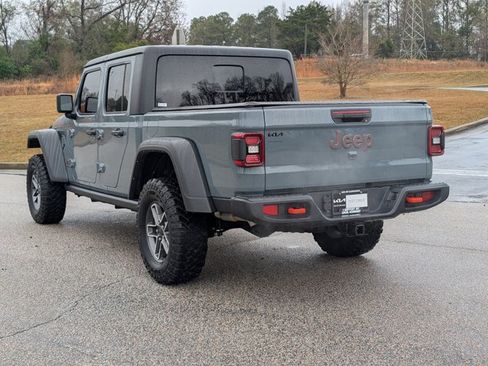 Used 2024 Jeep Gladiator Mojave w/ Convenience Group AWD/4WD image 25