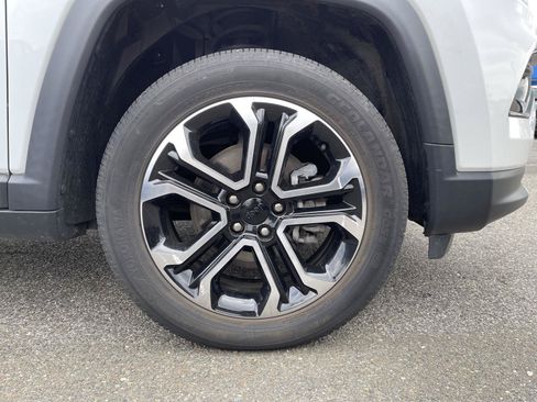 Used 2022 Jeep Compass Limited AWD/4WD image 22