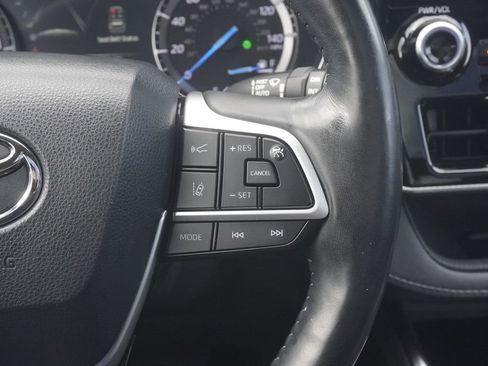 Used 2022 Toyota Highlander Platinum image 13