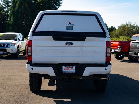 Used 2022 Ford F350 Lariat w/ Lariat Ultimate Package image 11