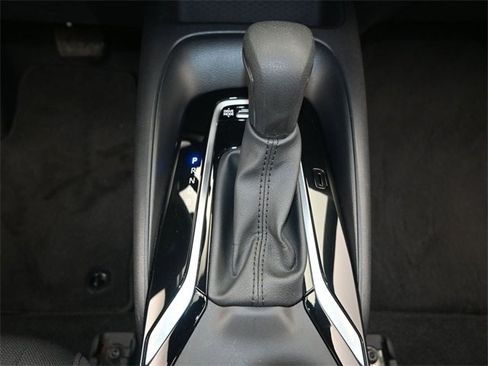 Used 2024 Toyota Corolla SE image 9