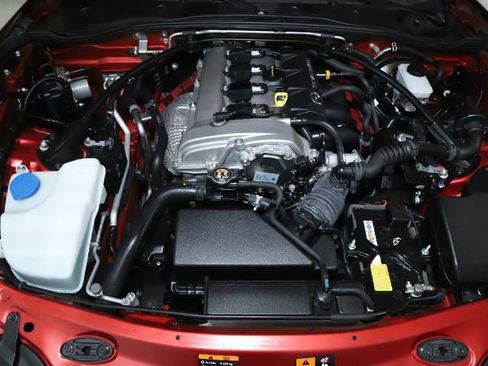 Used 2021 MAZDA MX-5 Miata RF Grand Touring image 34