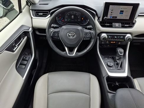 Certified 2023 Toyota RAV4 XLE Premium AWD/4WD image 11
