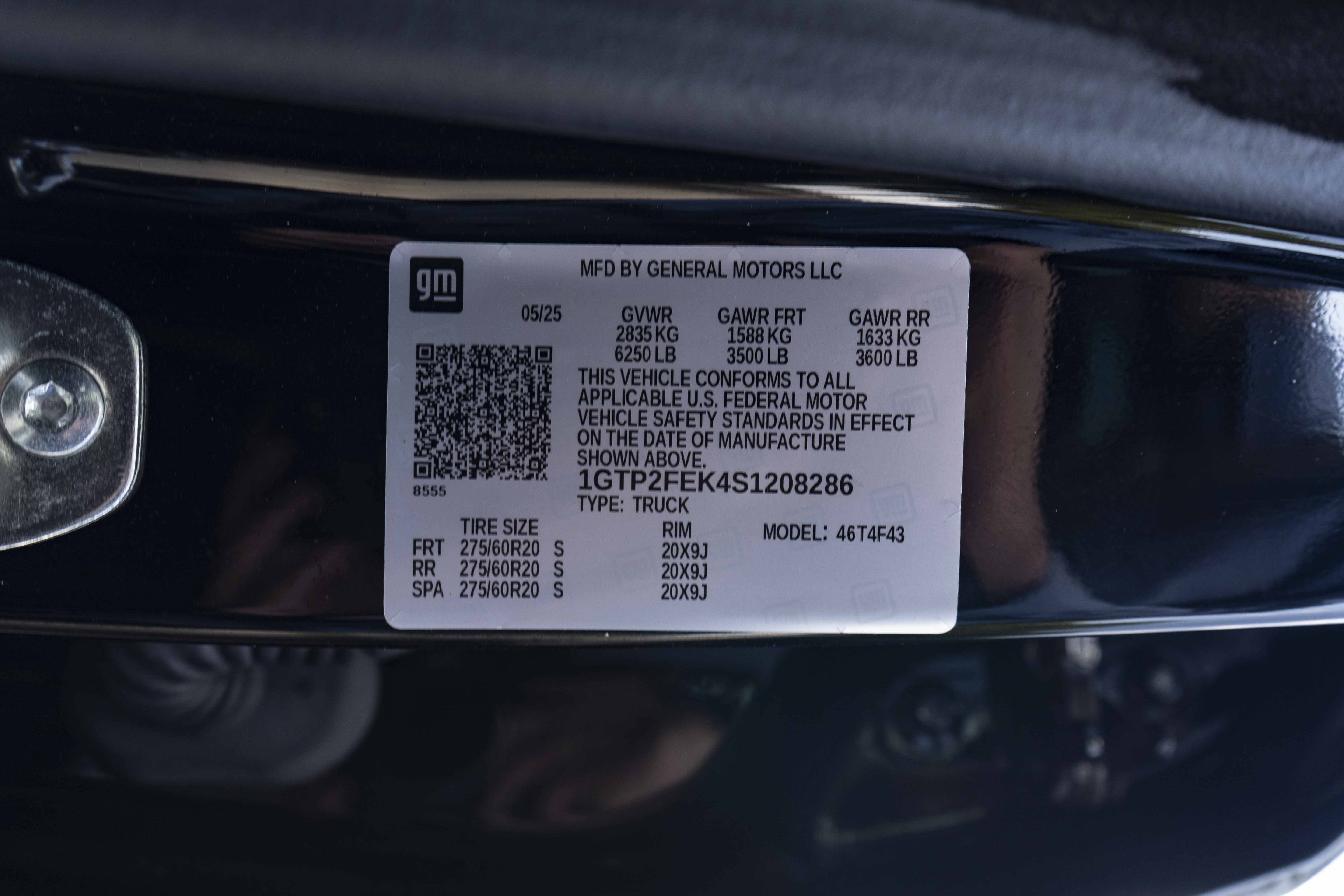Used 2025 GMC Canyon Denali AWD/4WD image 40