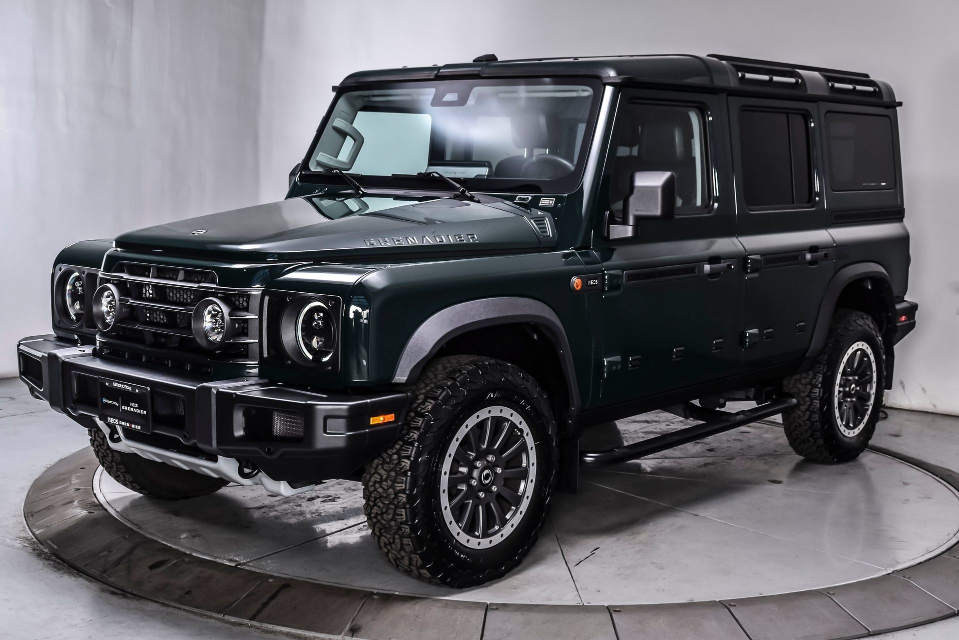 Used 2024 INEOS Grenadier Station Wagon AWD/4WD image 3
