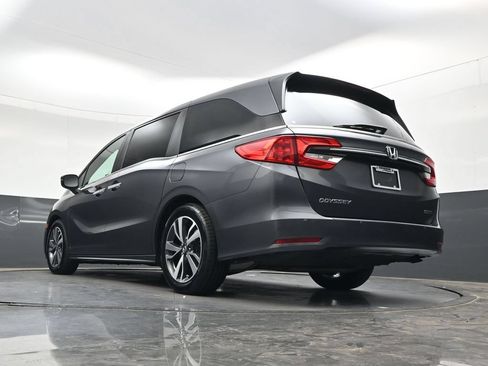 Used 2023 Honda Odyssey Touring image 32