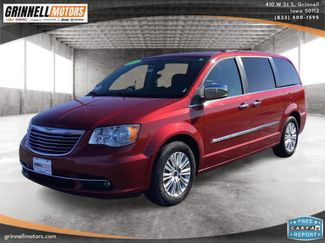 Used 2015 Chrysler Town & Country Touring-L w/ Driver Convenience Group FWD video 1