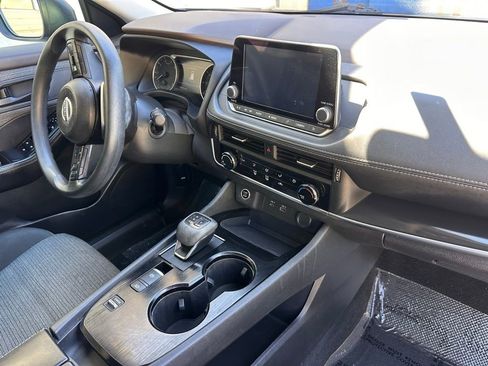 Used 2021 Nissan Rogue S image 5