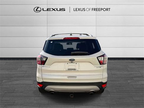 Used 2017 Ford Escape Titanium image 5