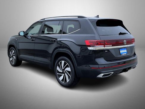 Used 2025 Volkswagen Atlas SE AWD/4WD image 7
