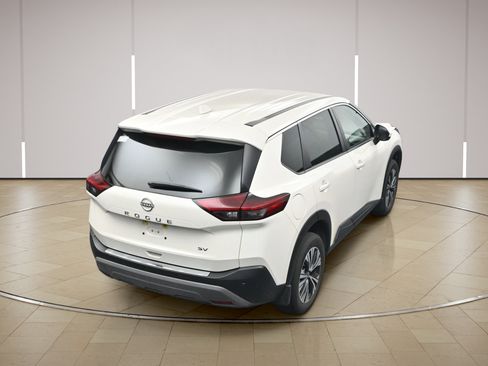 Certified 2023 Nissan Rogue SV FWD image 33