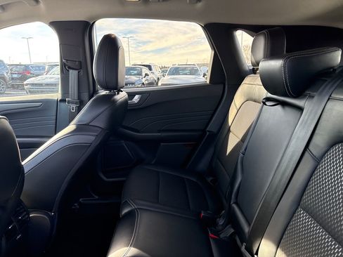 Used 2024 Ford Escape SE image 14